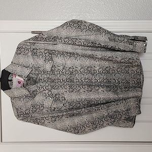 Womens XL Wired Heart Western shirt snakeskin print.  Long sleeve snap button